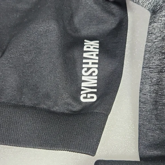 Gymshark Adapt Ombre Seamless LS Crop Top Black/Black Marl Small - Picture 4 of 11